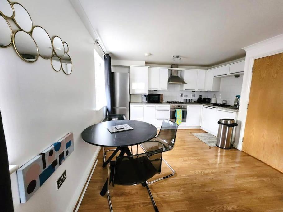 Rgm Hatfield 2 Bedroom Apartment Buitenkant foto